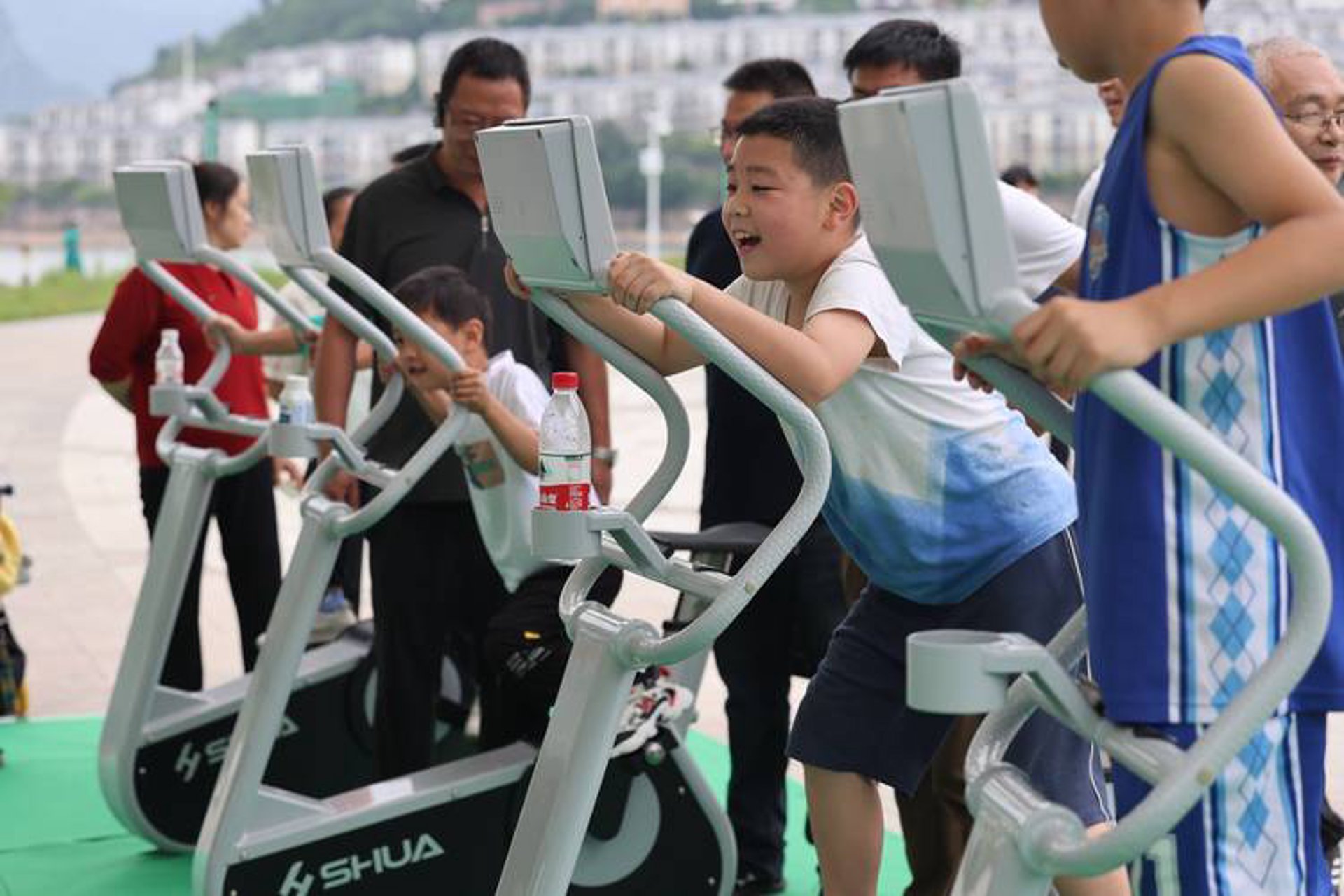 汉汀斯健身